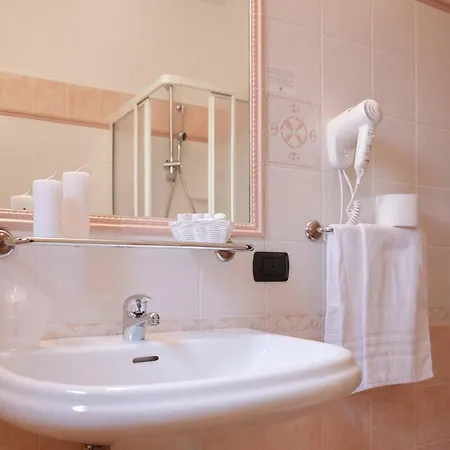Idyllic Residenza Cala Viola Sleep 2 Person * Cala Liberotto